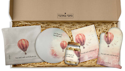 מארז למטבח כדור פורח: כפפה + סינר מטבח + מחברת מתכונים + תחתית לסיר + שוקולדים (מארז ענק)